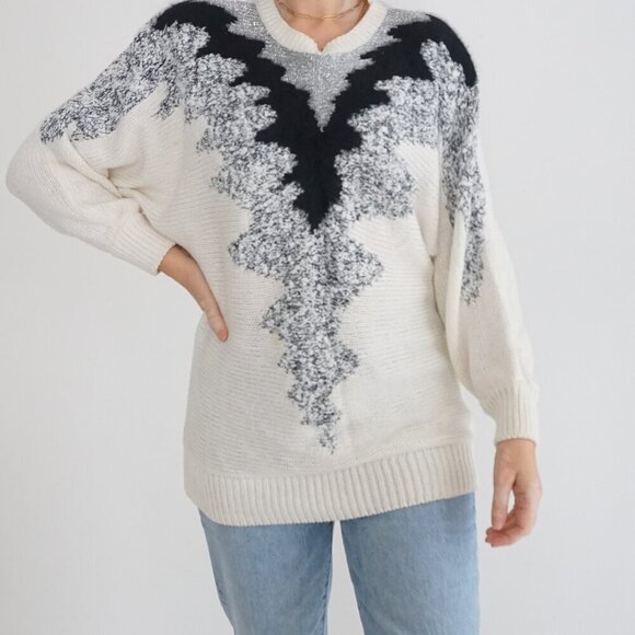 Sweaters - Vintage Dynanite White Black Knit Crewneck Sweater P/S
